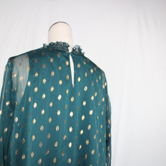 Lane Bryant Hunter Green Blouse Gold Dots Sz 24 Button Neck Flouncy Lightweight - Picture 9 of 10